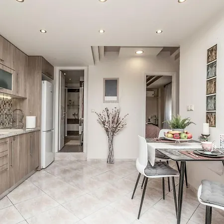 'the Ivory' House Project In